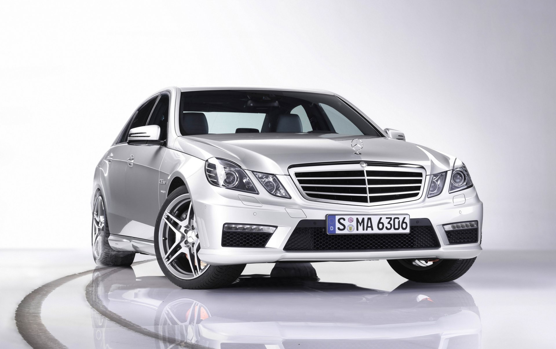 mercedes-benz e klasa e63 amg biznes niemiecki