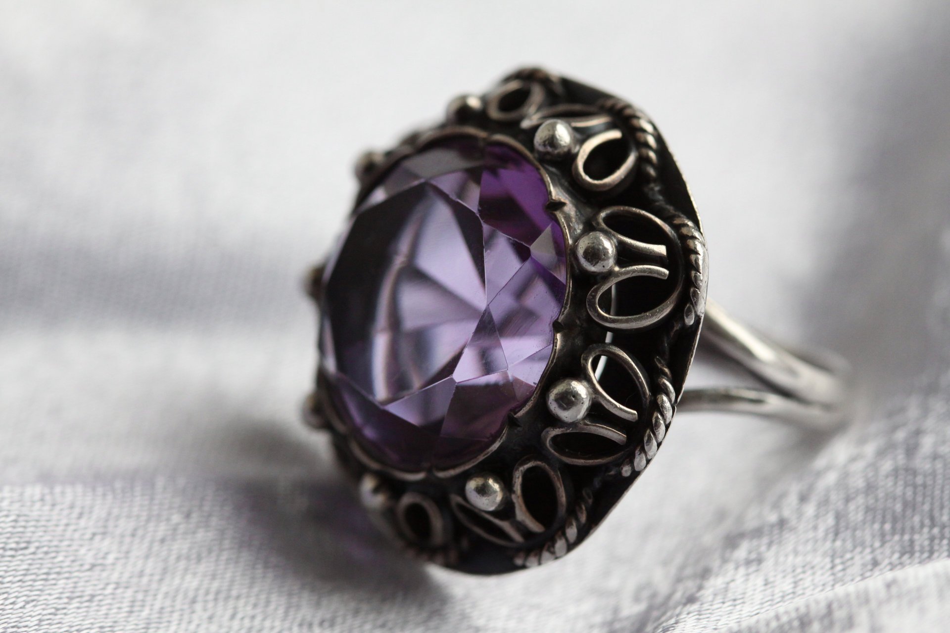 decoration stone amethyst silver ring