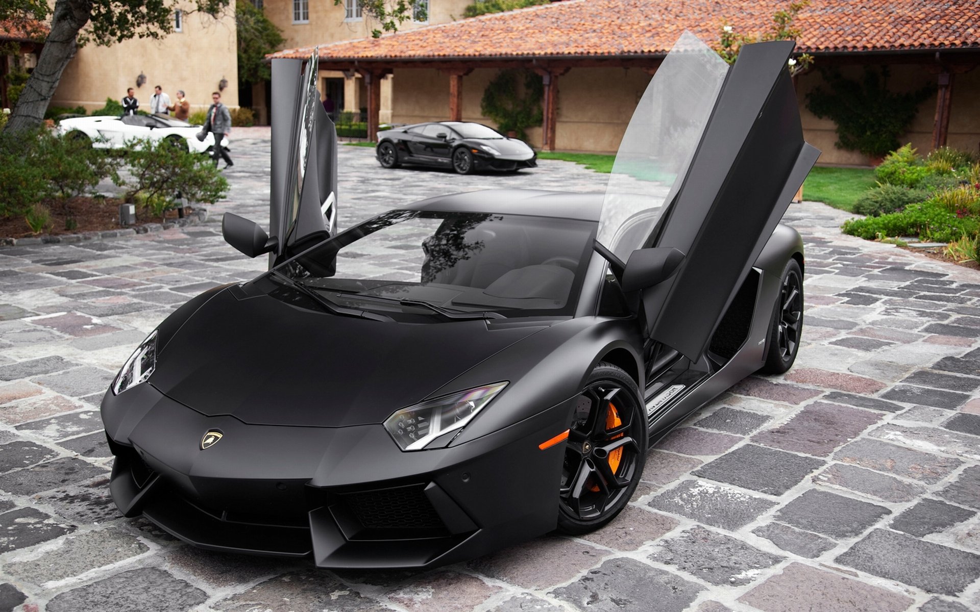 lamborghini-aventador auto sportiva lamborghini lamba lamba nera