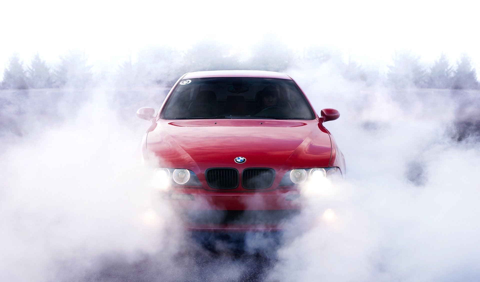 car wallpaper bmw m5 e39 burnout imola red smoke bmw m5 slip red car wallpaper