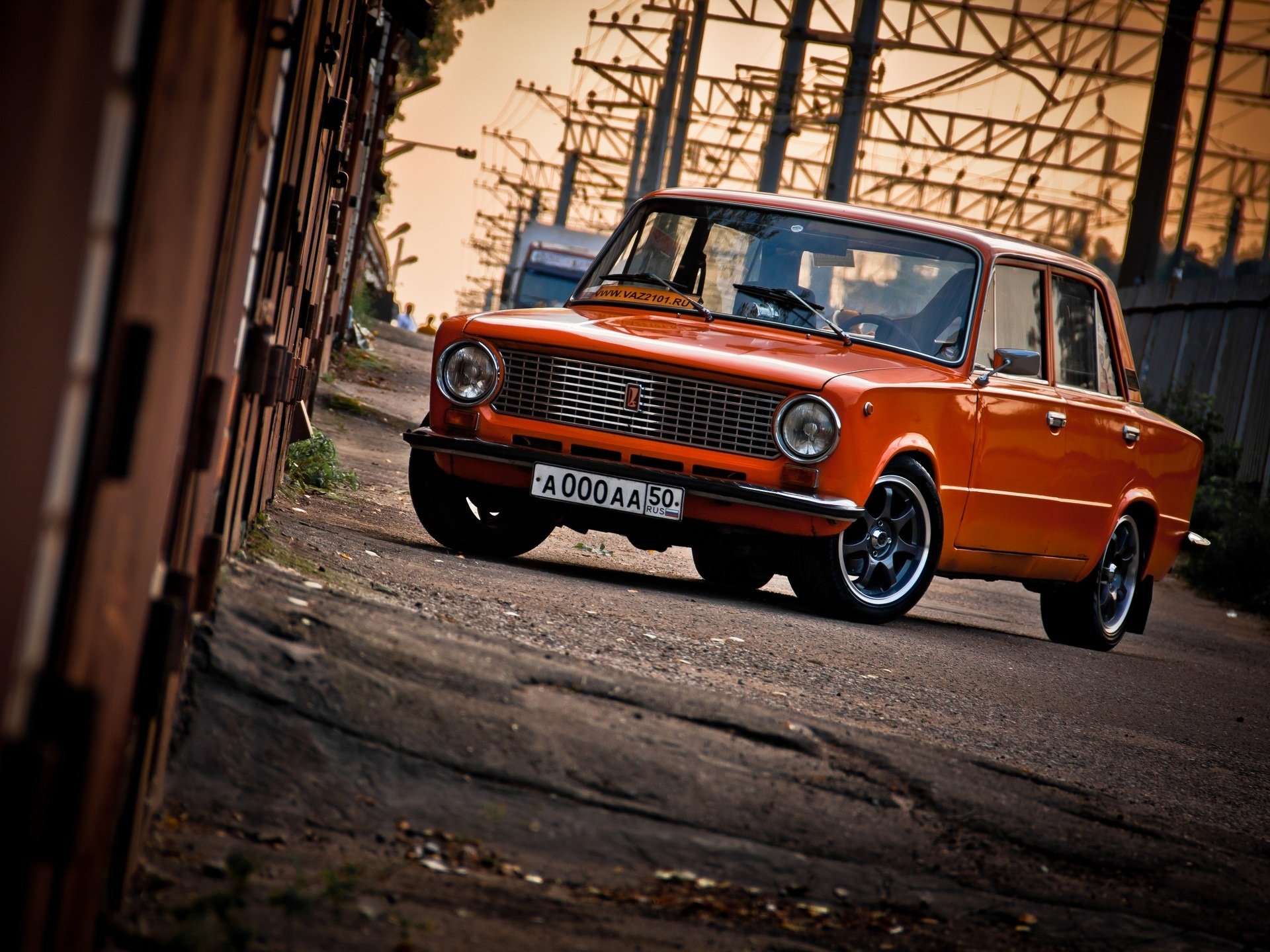 vaz classic red