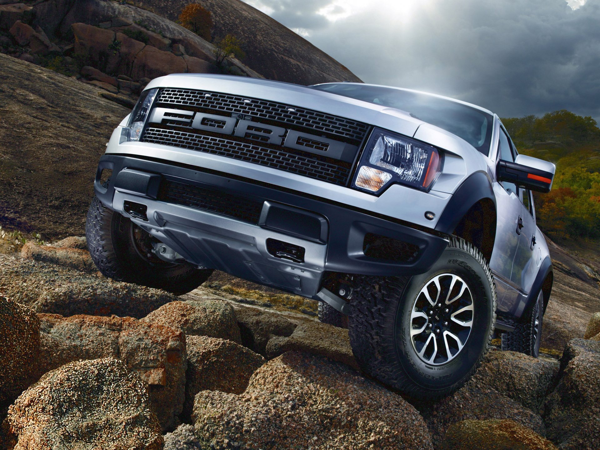 ford f-150 svt raptor supercrew f-150 raptor supercrew tuning avant montagnes pente pierres