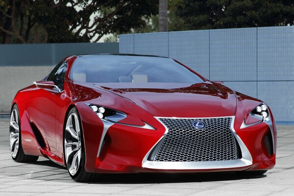 Auto rossa sportiva Lexus