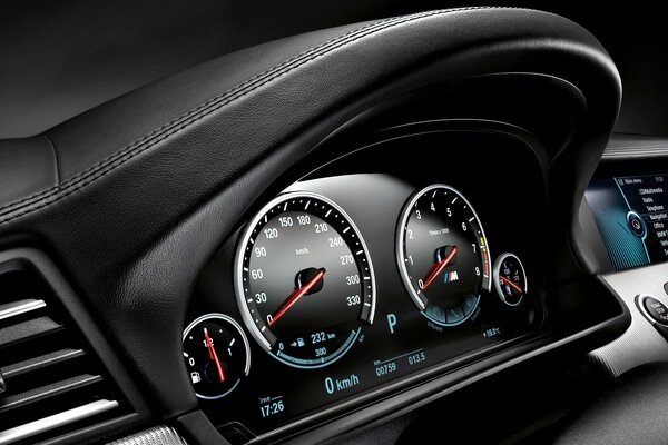 Dashboard, speedometer in BMW