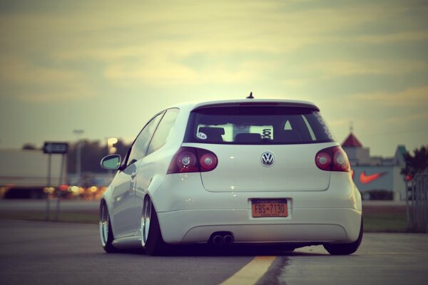 Armer Vw Golf im Tuning