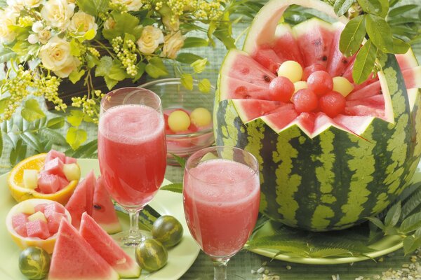 Watermelon juice and green gooseberries