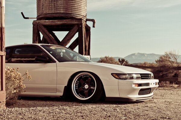 Nissan Sylvia S13 stance dans le désert