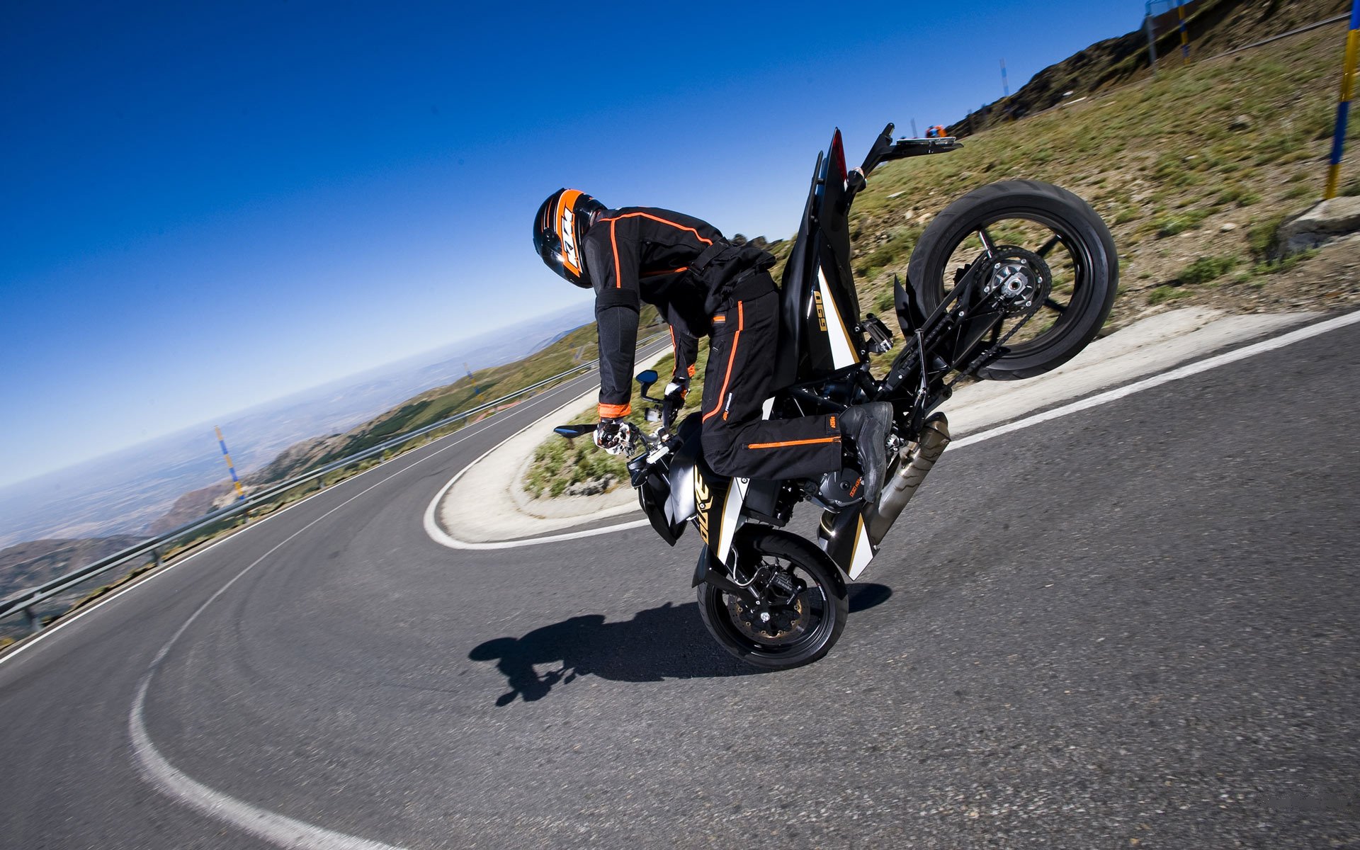 ktm 690 duke motos de carretera acrobacias motocicletas 1920x1200