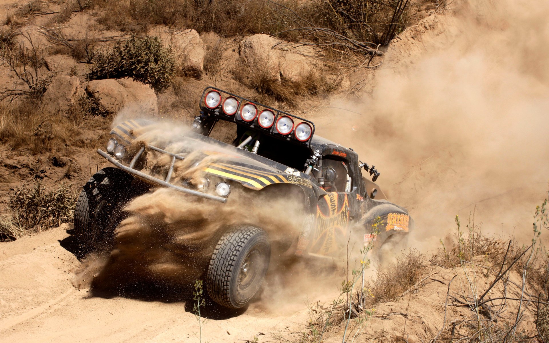 chevrolet 1500 trophée camion jeep suv course rallye désert californie mexique sable pierres poussière auto baja