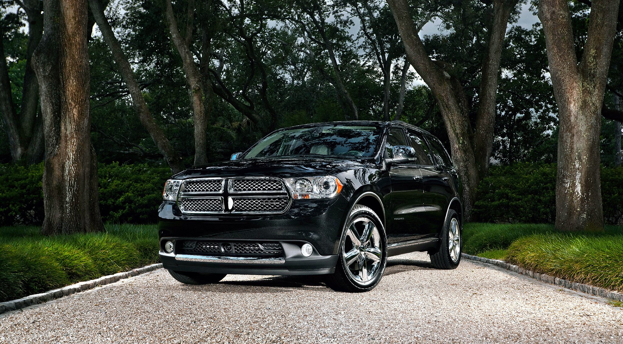 dodge durango noir voiture