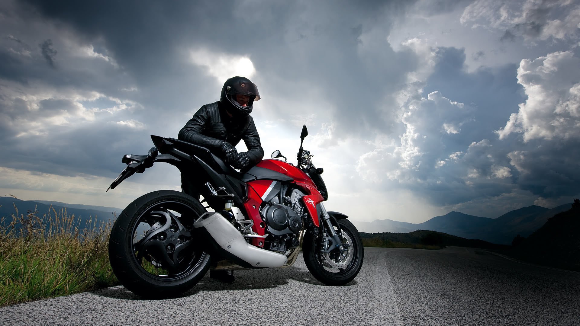 motorrad rennfahrer straße natur himmel wolken