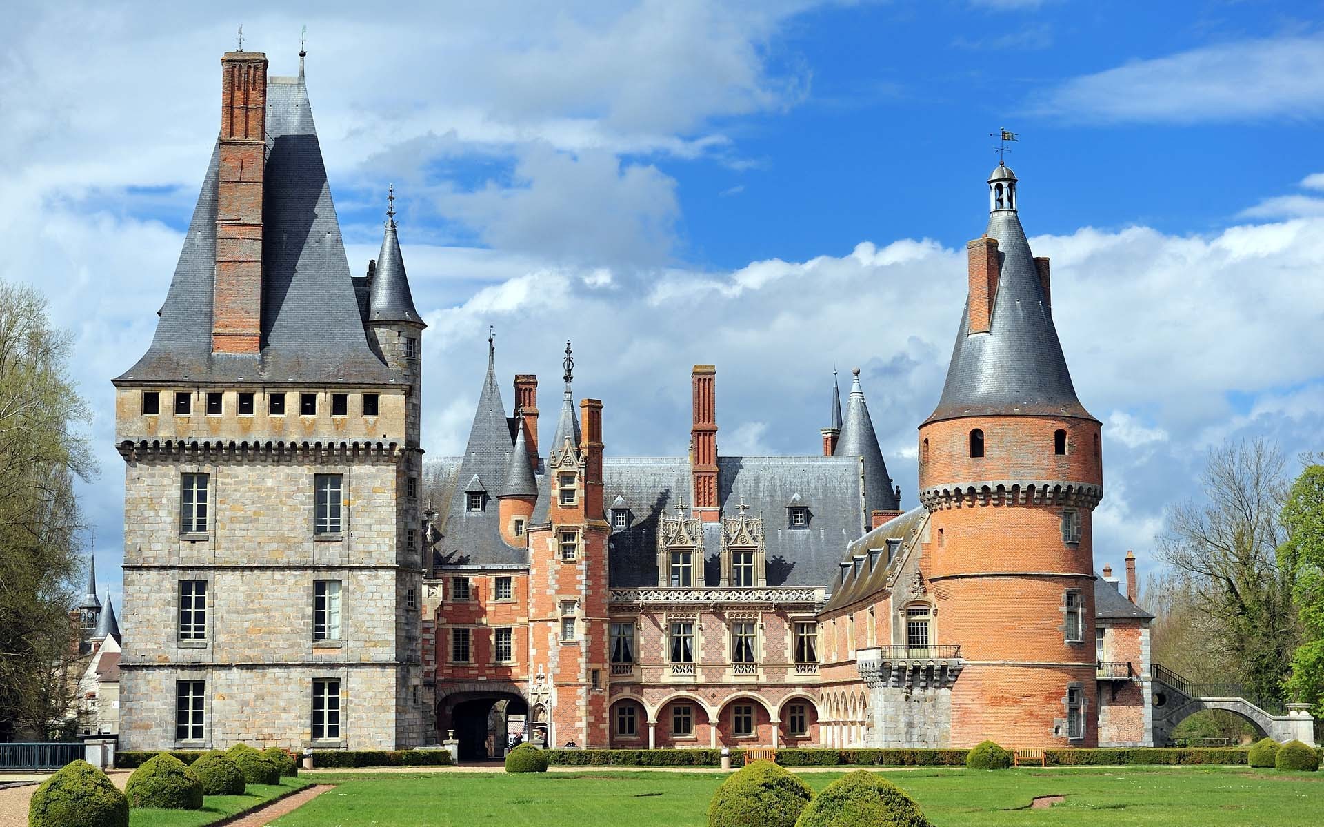 château jardin ciel fenêtres