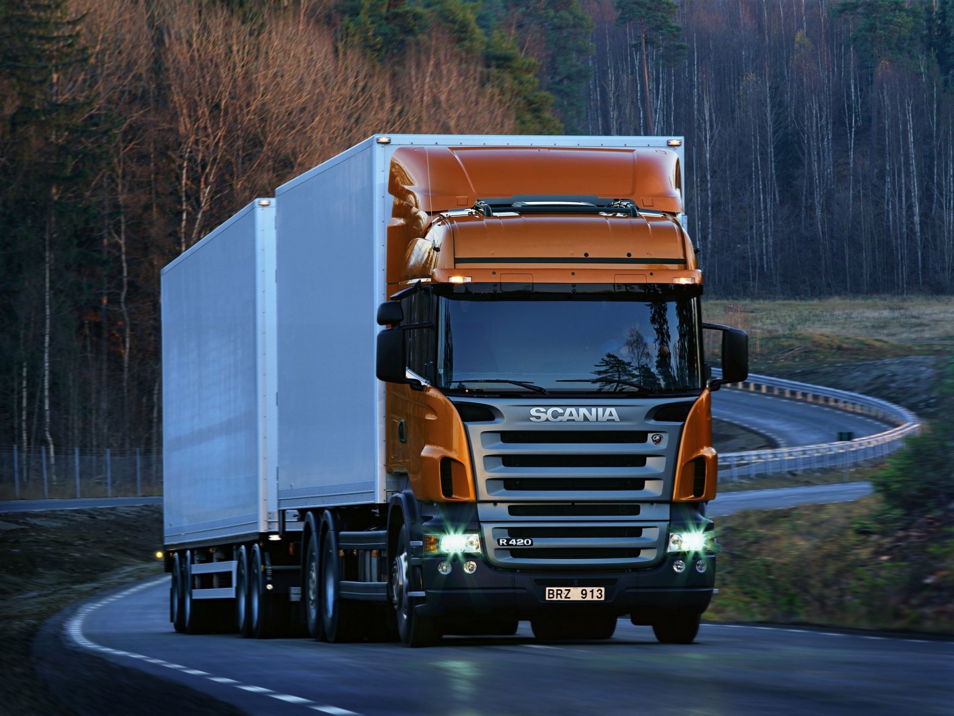 cania r420 camion remorque forêt route