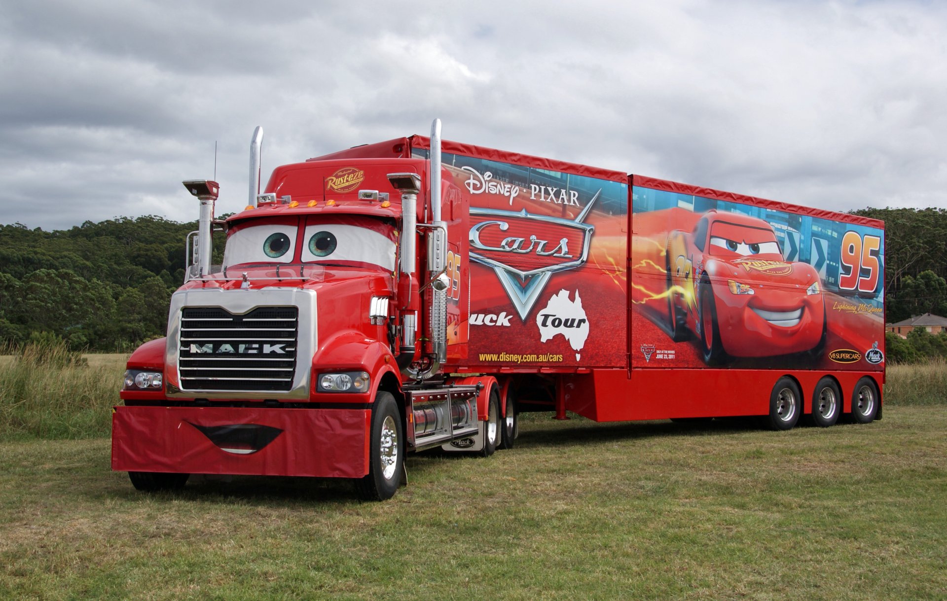 mac camión coches pixar rojo tractor remolque