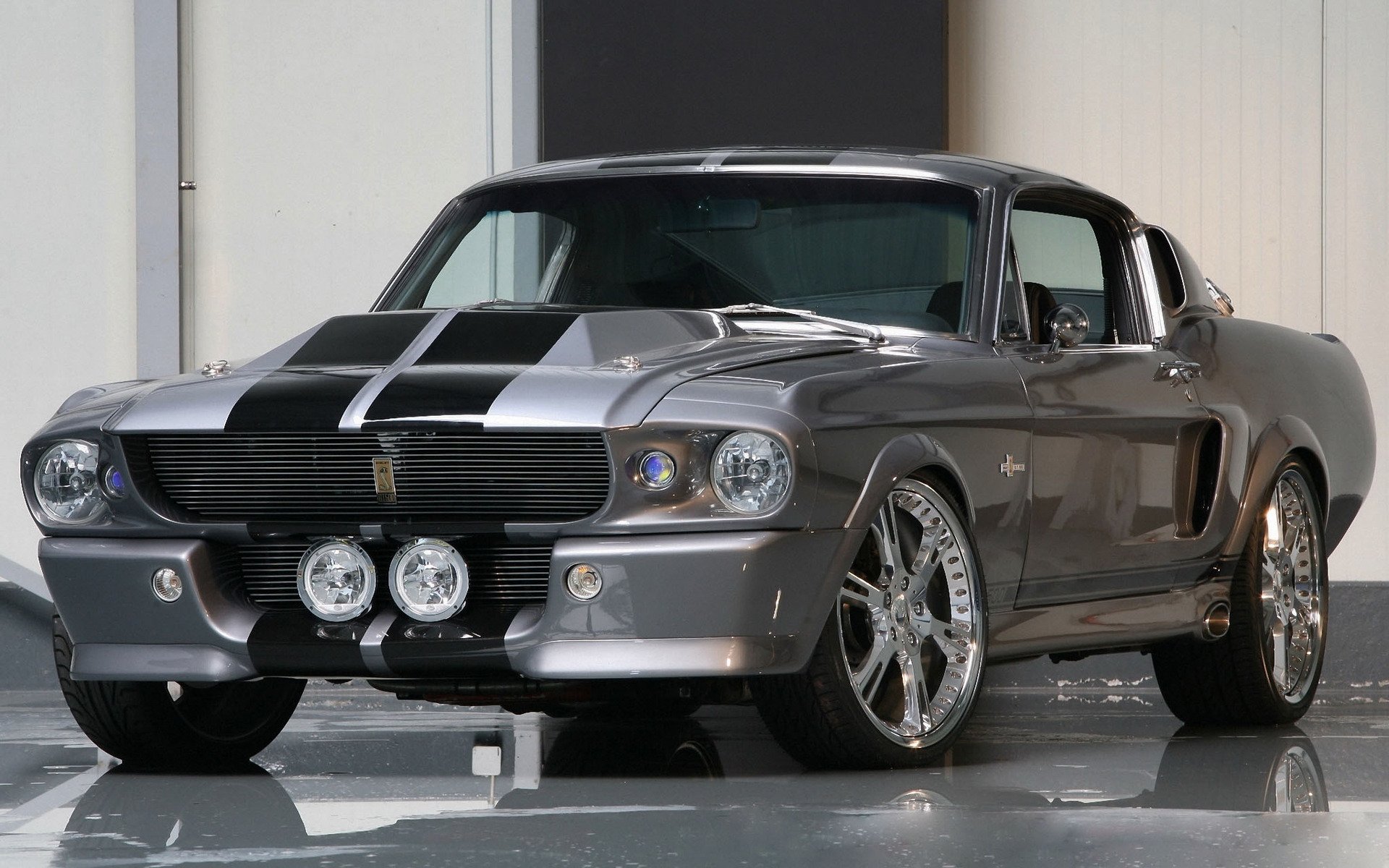 muscle car ford mustang shelby gt500 eleonor silver