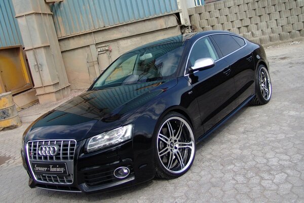 Audi 2010 schwarz