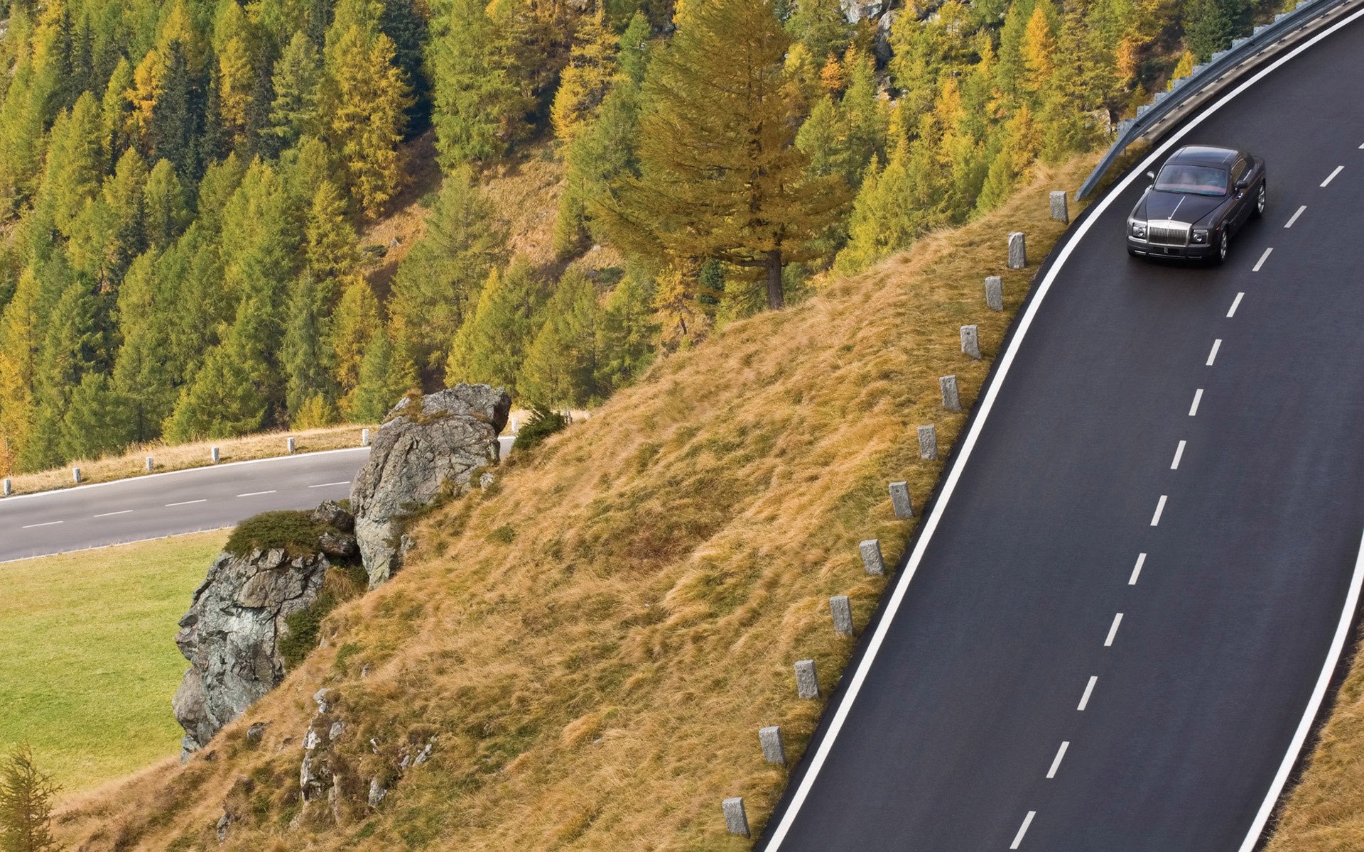 voitures route arbres pierres marquage routier nature paysage vue descente rolls-royce