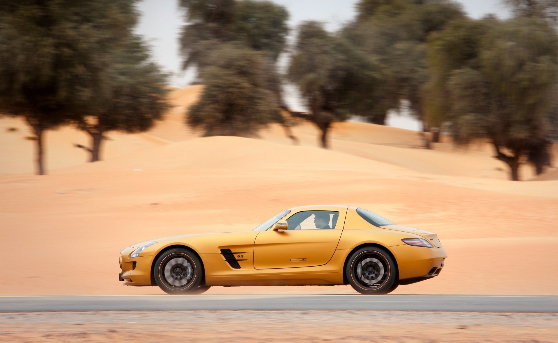 maschinen sls amg golden