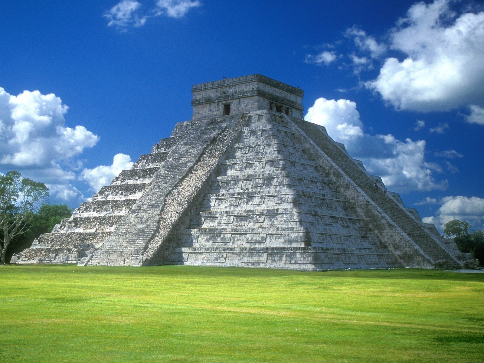 piramide di kukulkan messico yucatan