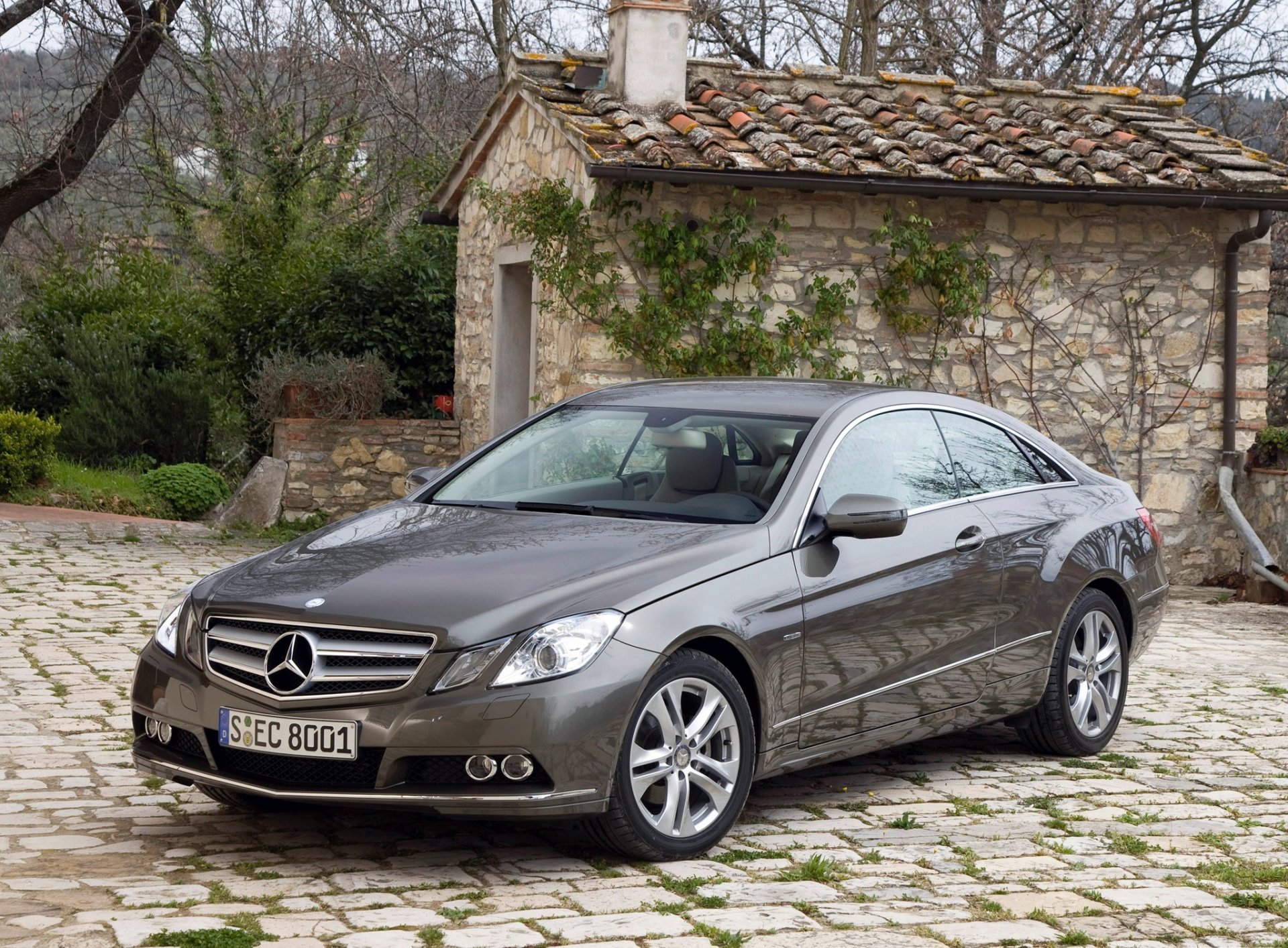 auto mercedes-benz e250 coupé