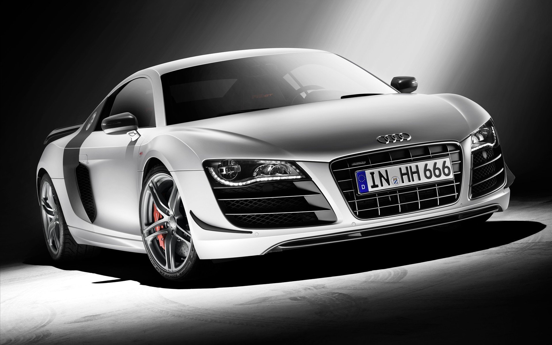 audi r8 gt license plate power