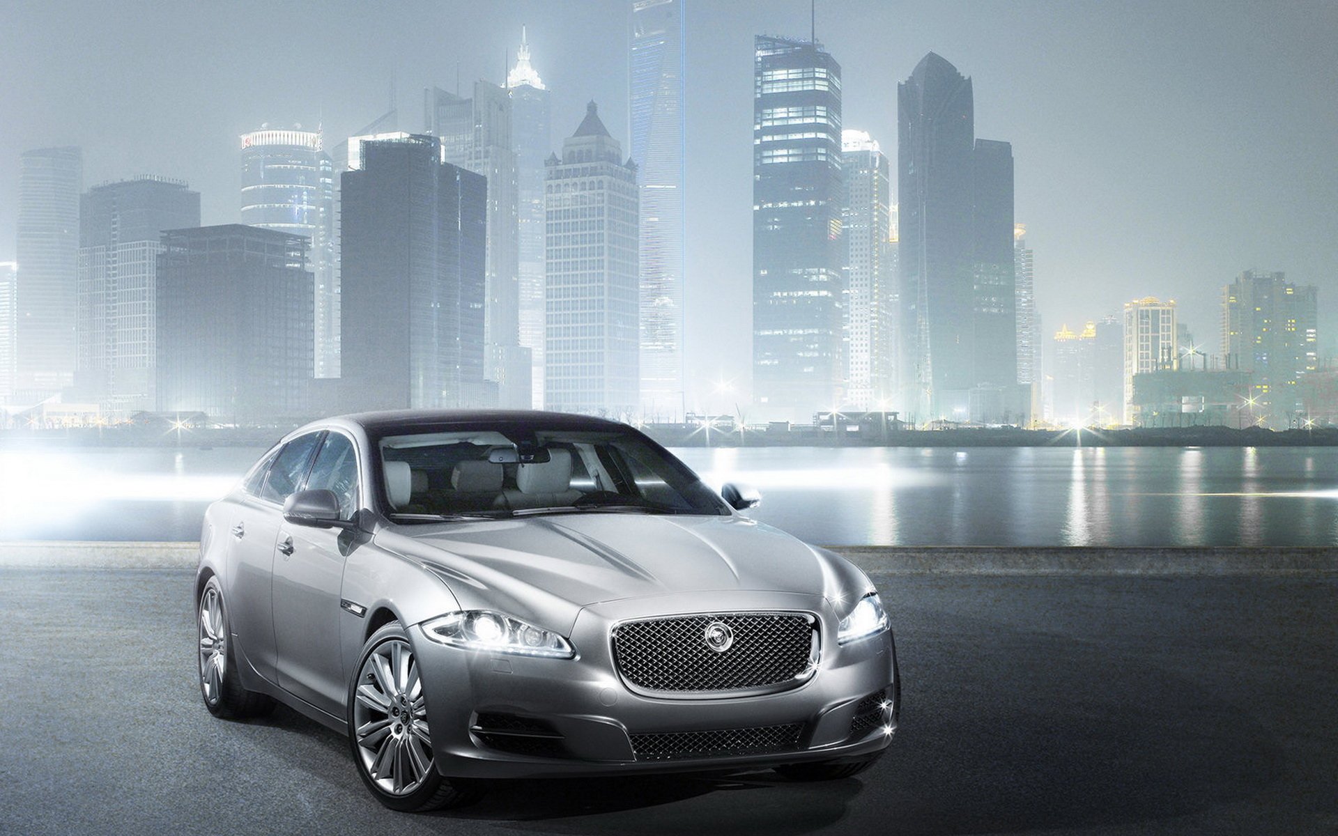 jaguar xj nebel stadt fluss