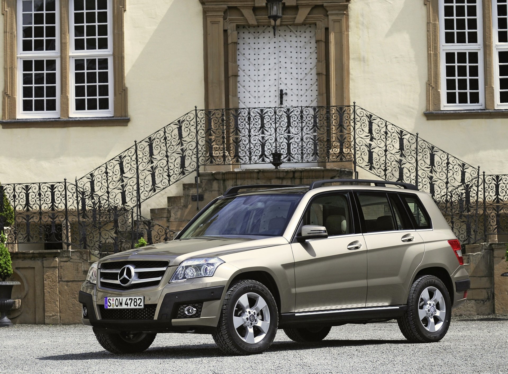 mercedes-benz glk320 cdi 4matic здание машины