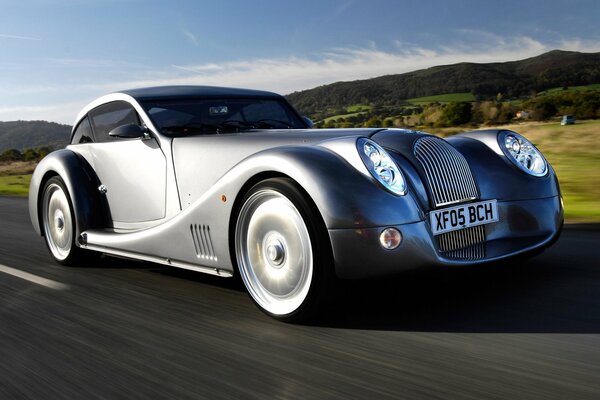 Silver Morgan - style et vitesse