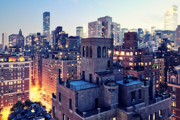 Charming New York at dusk