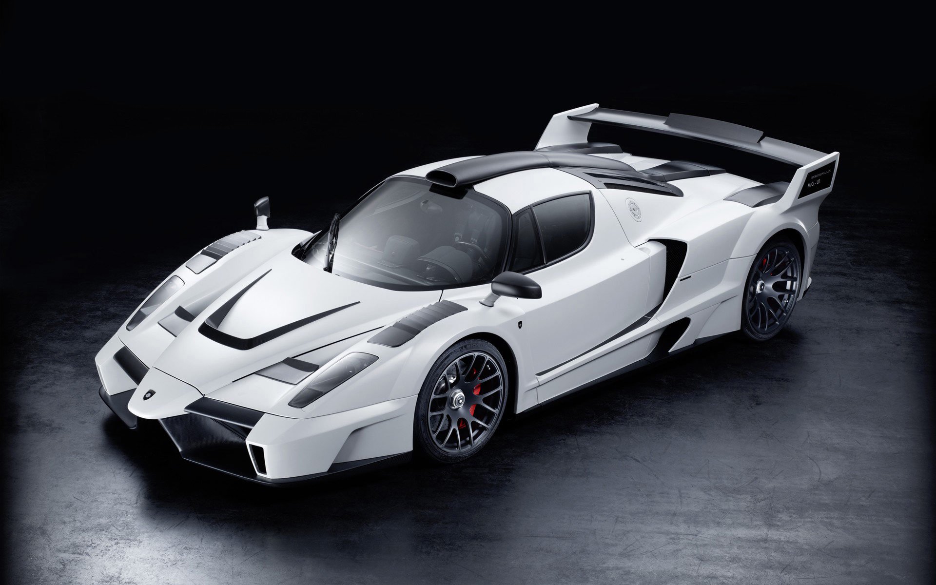 ferrari enzo mig u1 white