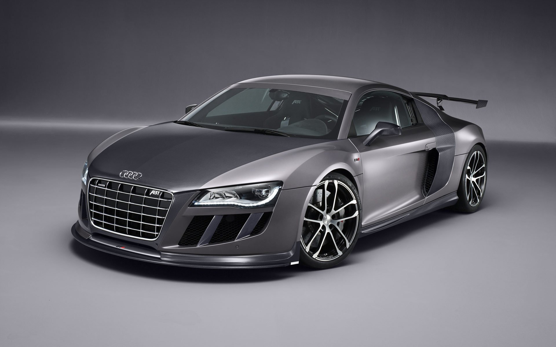 audi r8 prim gt r gris