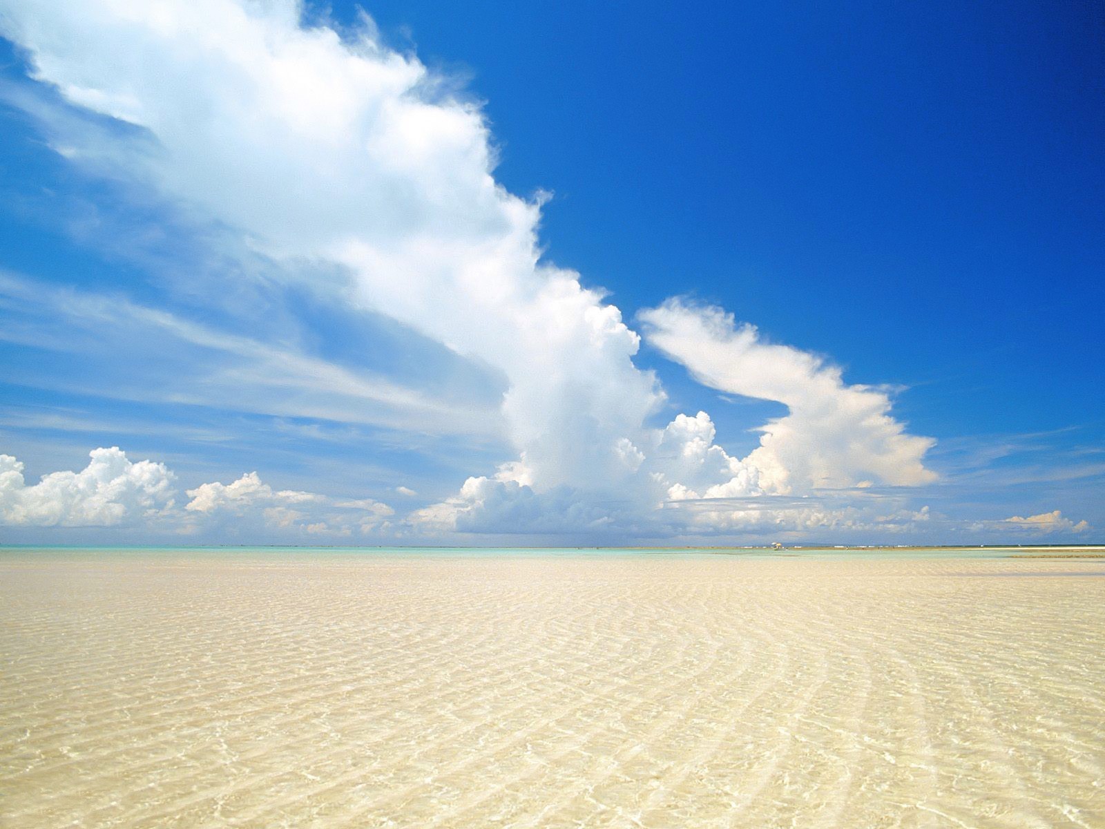 onde sabbia mare acqua nuvole cielo estate