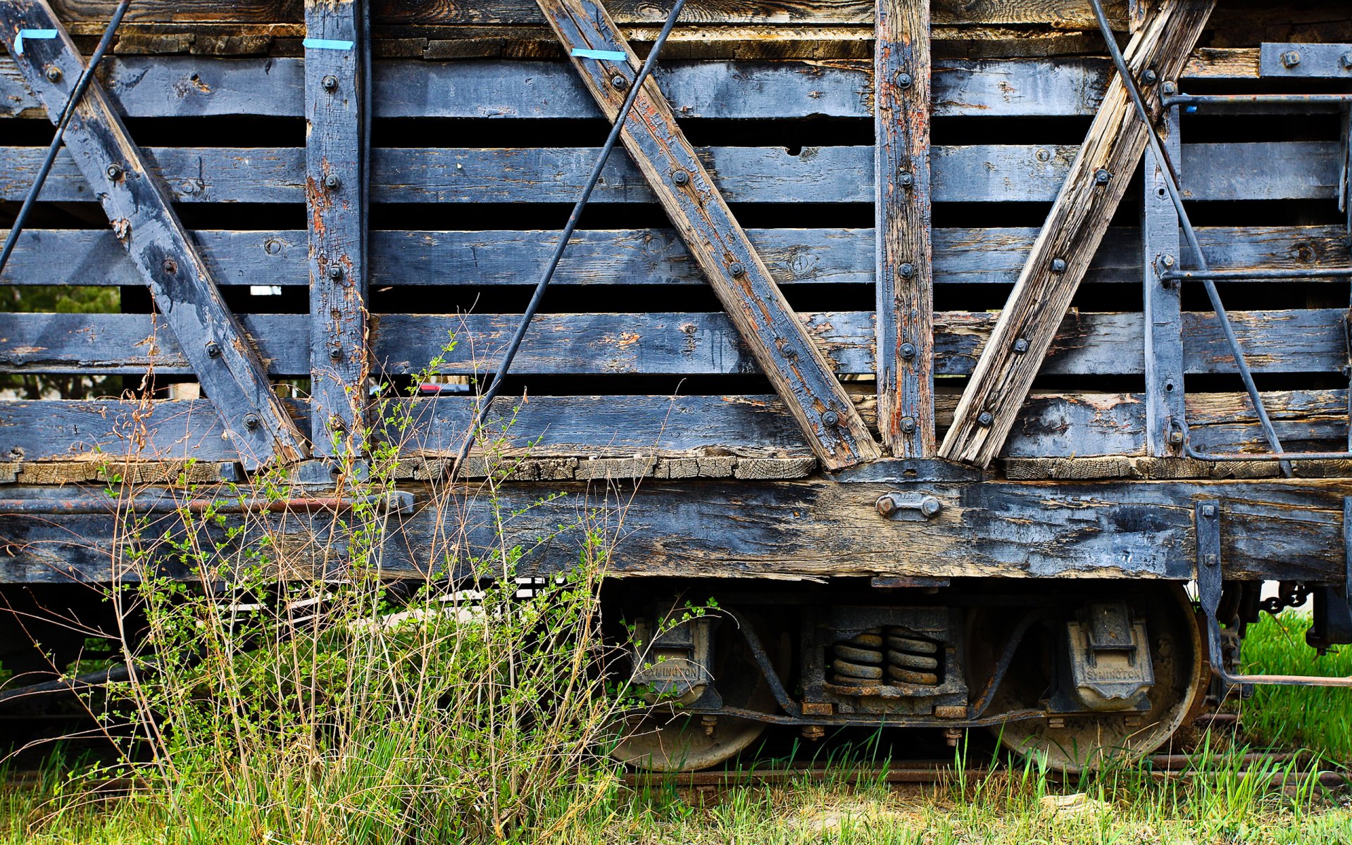 dulce wagon car wood