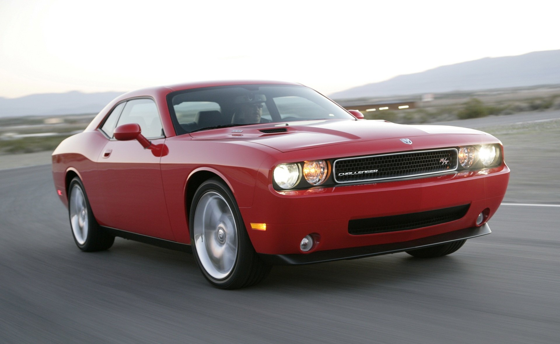 dodge auto rosso corse