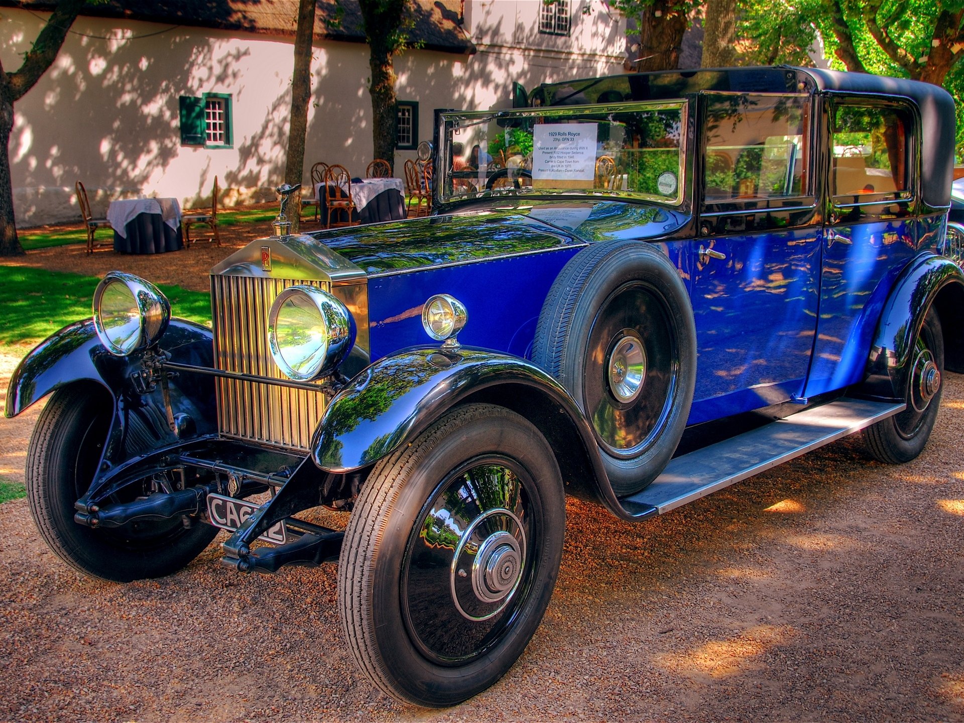 voiture rétro bleu