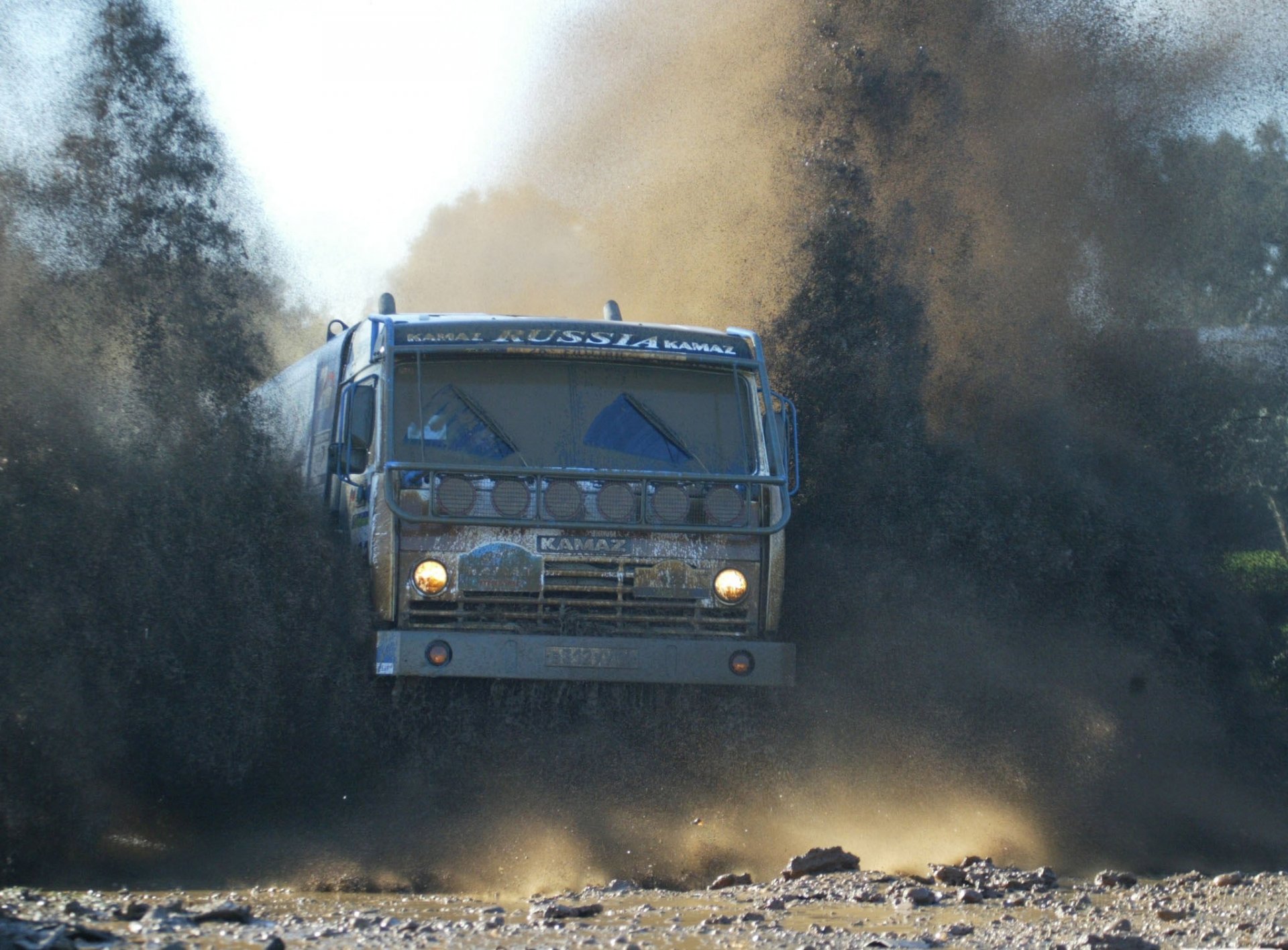 auto camion fango kamaz off strada