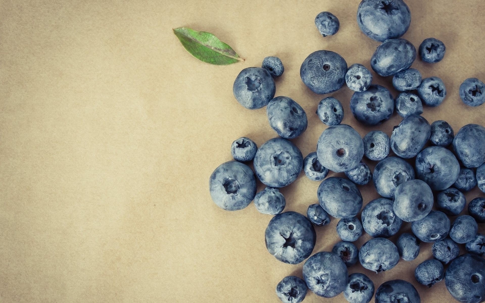 food berries blueberrie