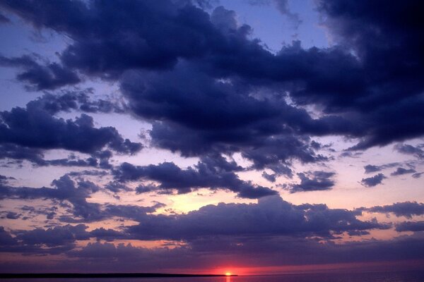 The bloody sunset of the Michigan sun