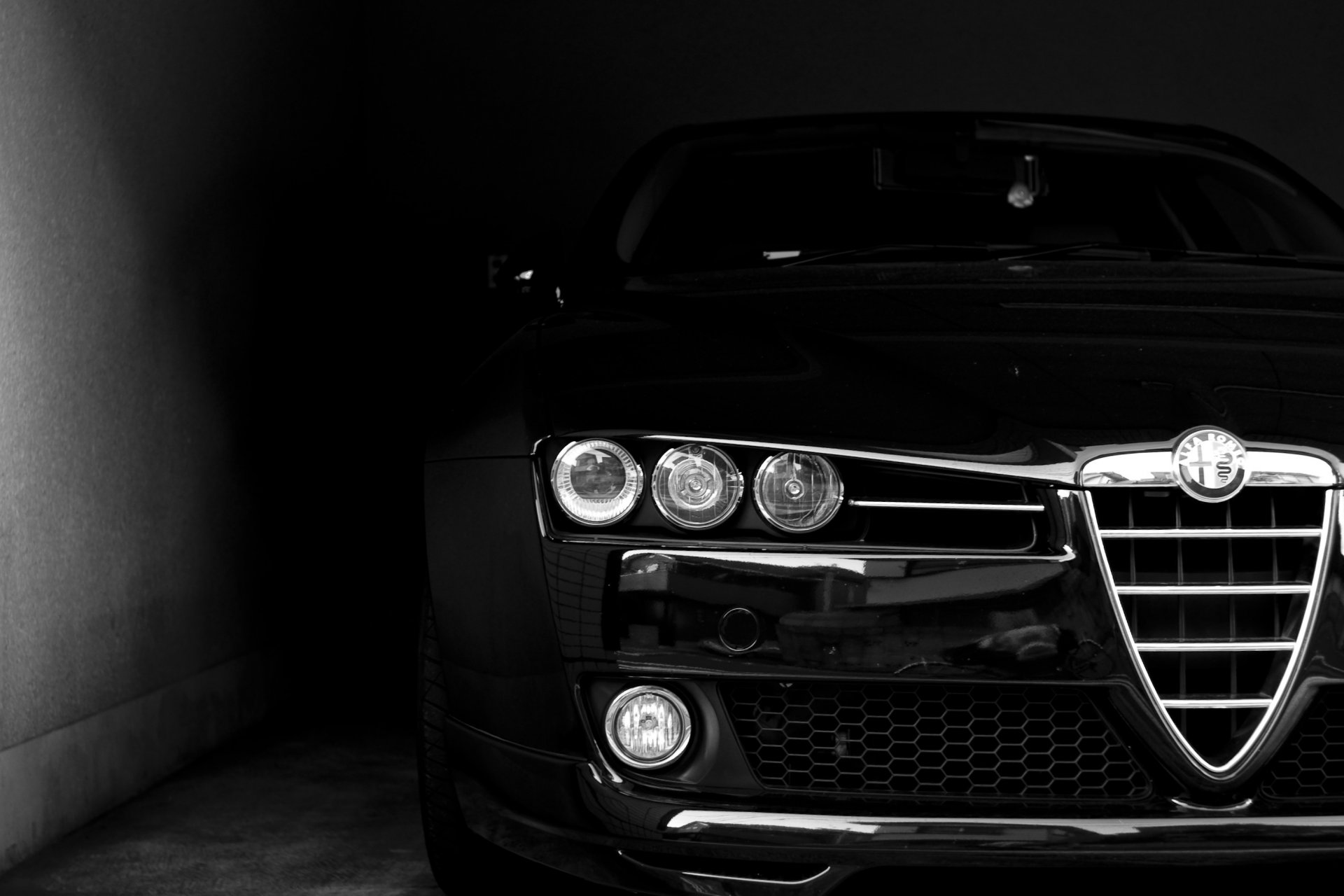 alfa romeo black face light