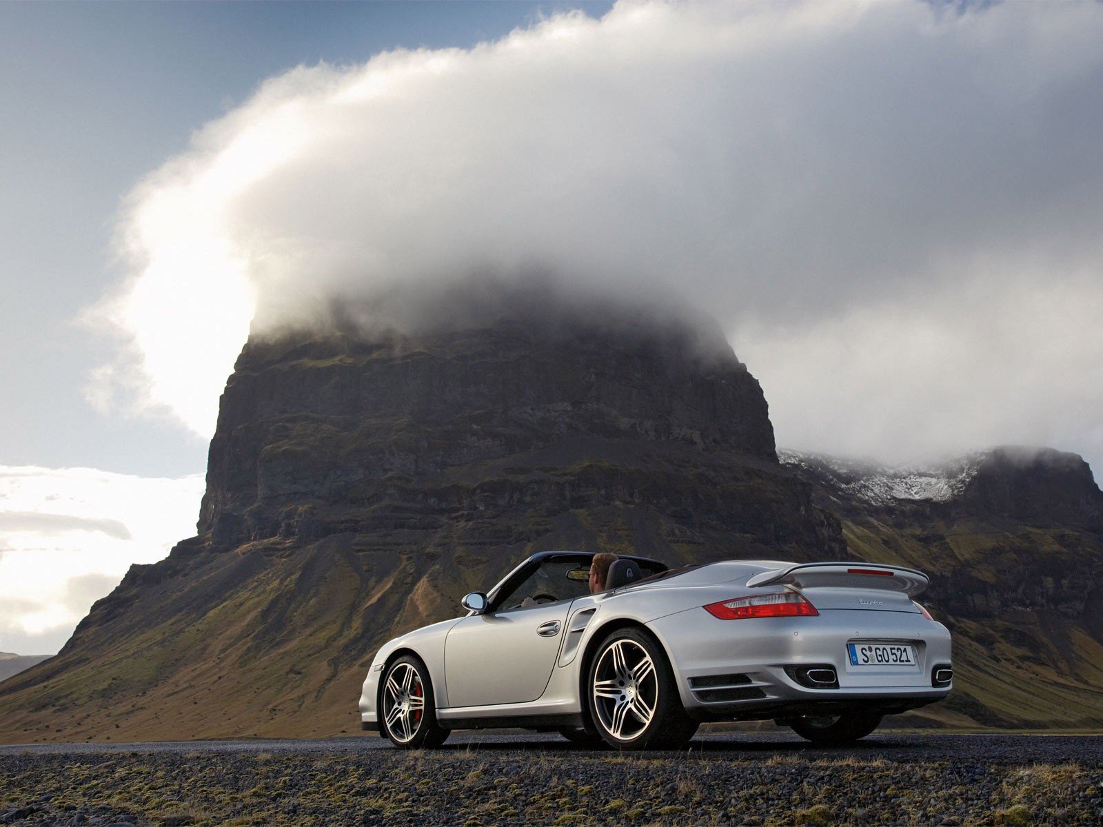 auto blanc brouillard