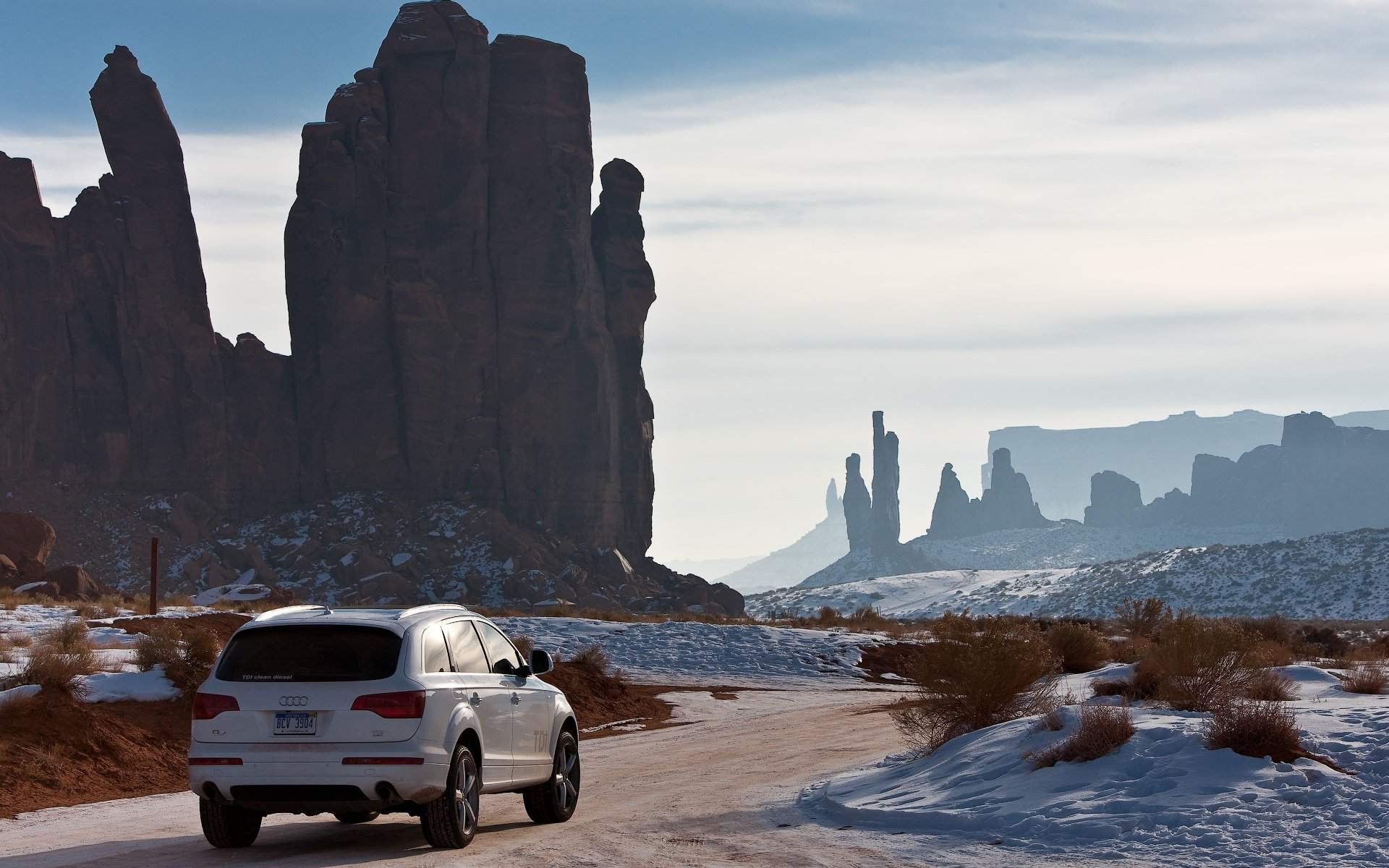 audi q7 auto landschaft schnee winter audi straße felsen himmel