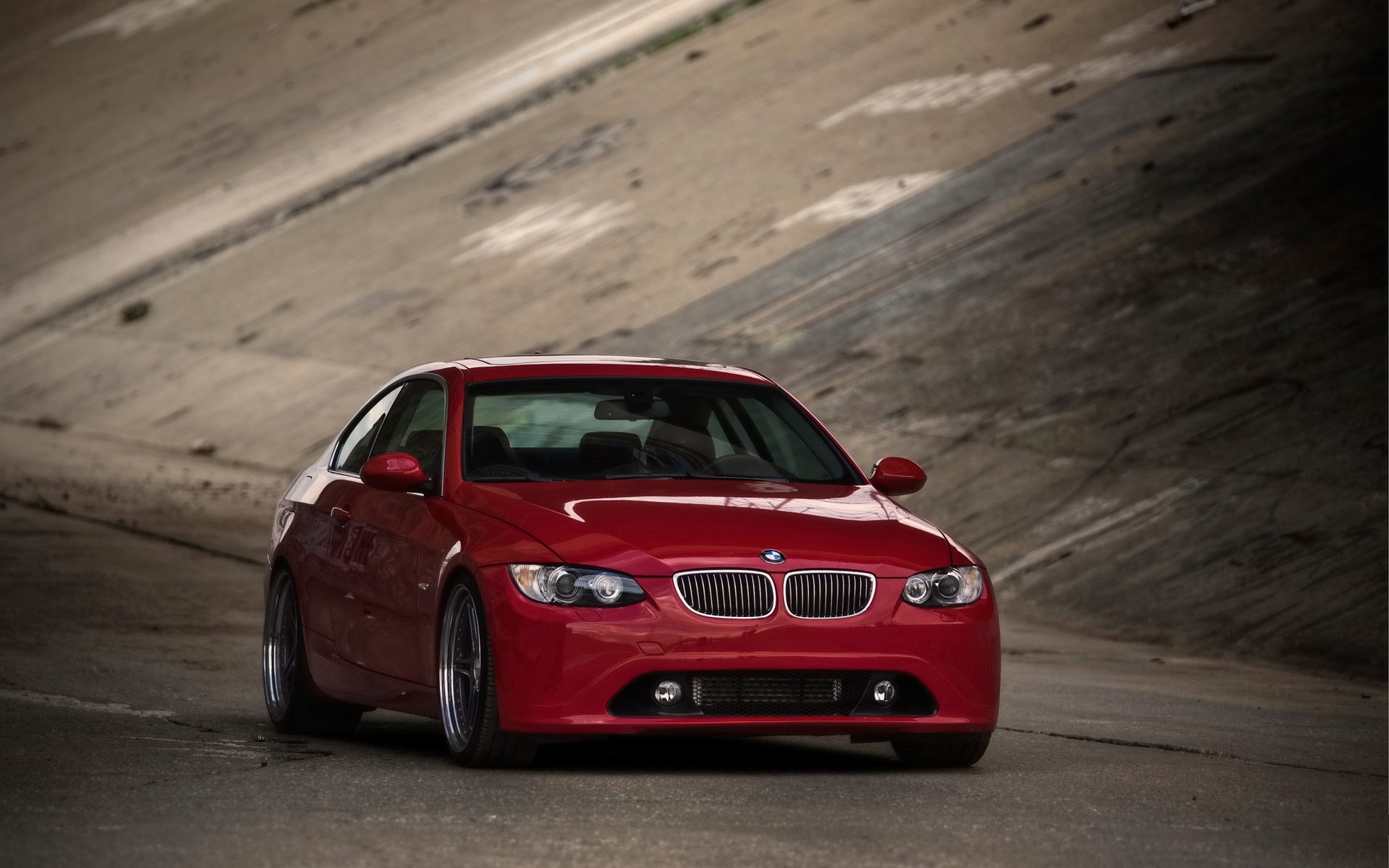 bmw 3er maschinen schubkarren tunnel straße