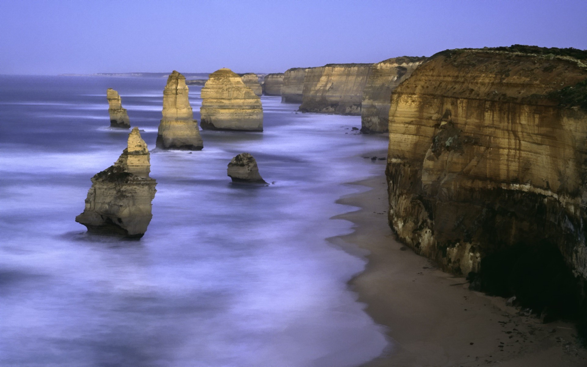 rock wave sea