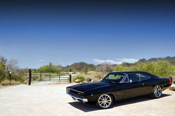 POWERFUL BLACK AMERICAN CAR