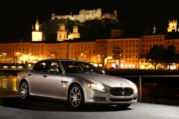 Silver Maserati Quattroporte Class S