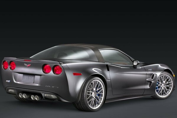 Graue Chevrolet Corvette auf Nachfrage Hintergrund