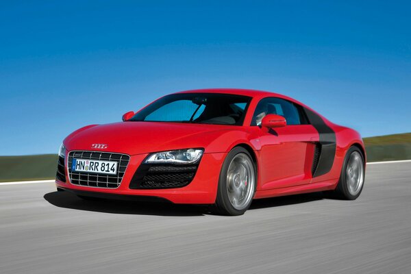 Rouge Audi sport