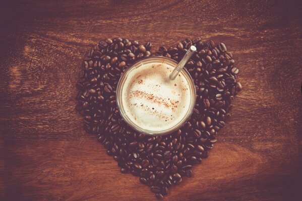 La mañana comienza con café y silencio