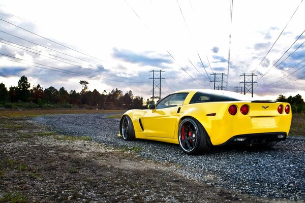 Corvette on asphalt wallpaper on comp