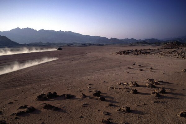 Desert. Mountains. Silence. Loneliness